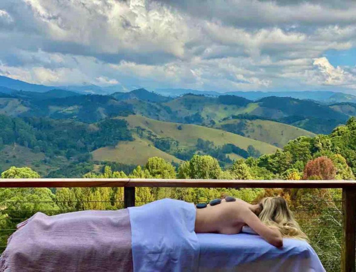 Willa Casa De Vidro Com Vista Mantiqueira - Com Cafe E Staff Campos do Jordão Zewnętrze zdjęcie