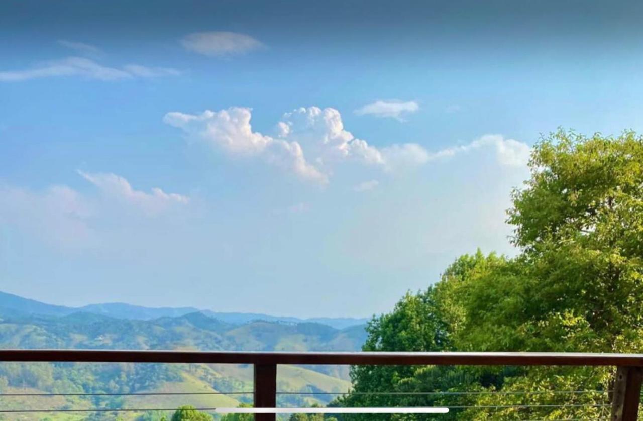 Willa Casa De Vidro Com Vista Mantiqueira - Com Cafe E Staff Campos do Jordão Zewnętrze zdjęcie